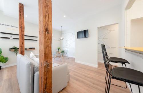 Centro Apartment | Refurbished and bright-Pool-1Bed 1Bath-Chueca