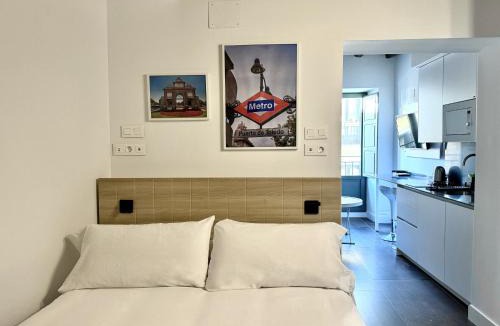 Barrio de La Latina Apartment | CavaBajaSuites 2