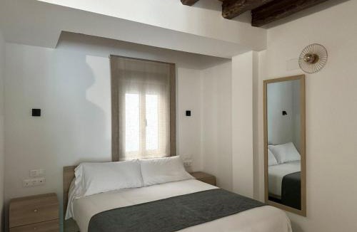 Barrio de La Latina Apartment | CavaBajaSuites