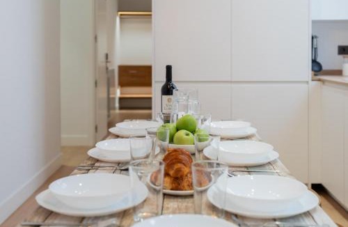 Justicia Apartment | Chueca Hortaleza 12Pax 5 Bedrooms 5 Baths