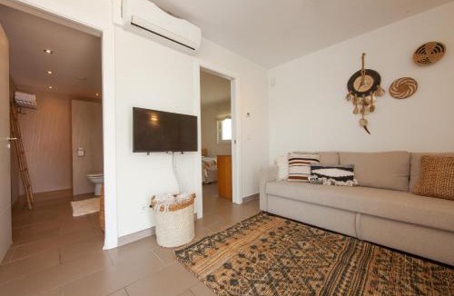 Urbanizacion Costabella Villa | Villa Madrugada, beachside villa in Costabella