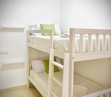 Torre de Benagalbon Apartment | Nuestro Rincón en la Playa, Golf ,Piscina y parking gratis