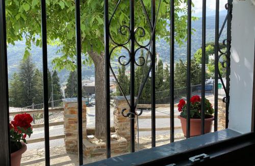Capileira House | Hostal Atalaya