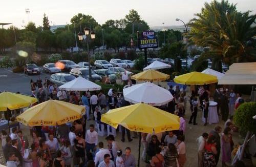 Arcos de la Frontera Hotel | Hotel Restaurante El Lago