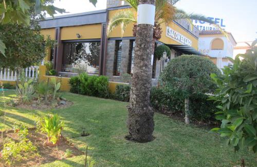 Arcos de la Frontera Hotel | Hotel Restaurante El Lago