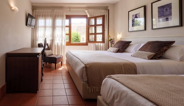 Hotel San Antonio El Real
