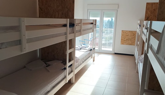 Hostel Elios