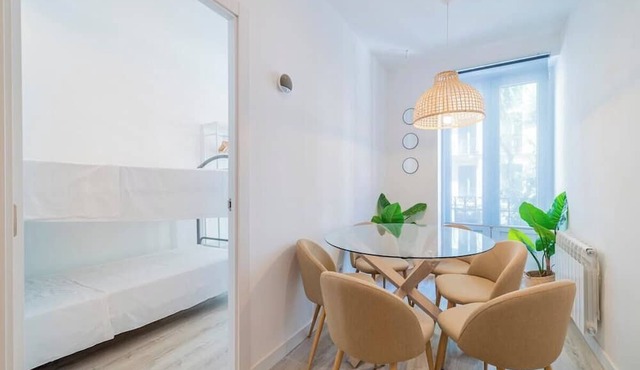 Incredible triple apartment in Atocha, 1A
