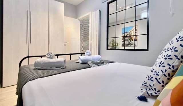 Lavapies - One-bedroom Apartment
