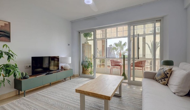 Ale Maison sotogrande port and beachfront private terrace sea view