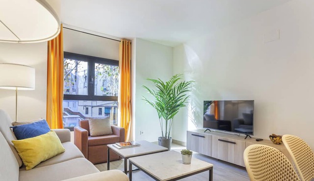 Antonio Lopez VII apartment in Madrid