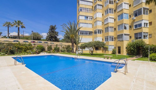 Cubo's Studio Esmeralda Beach/free wifi/close to beach