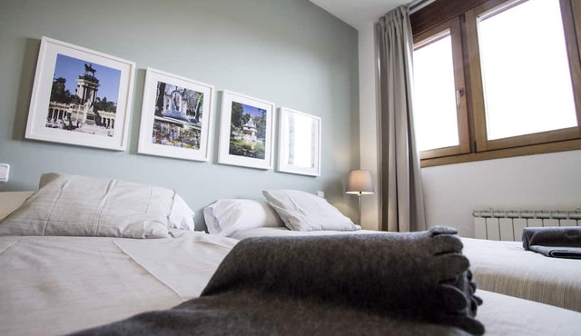 Arturo Soria - Penthouse 2 bedrooms with pool and parking - 07
