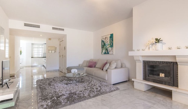 29 - Las Adelfas Modern 2 bed