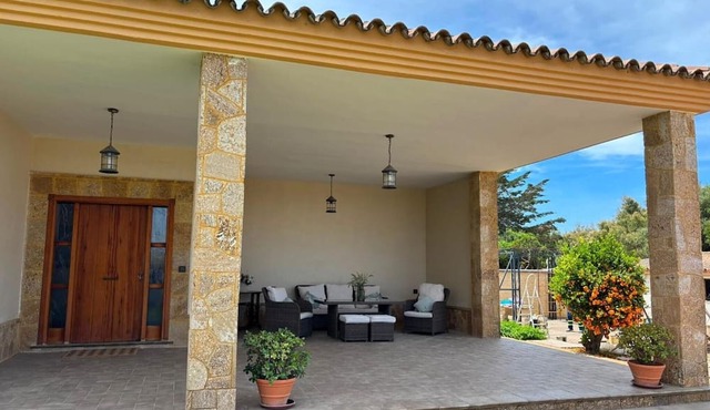 Spacious Holiday Chalet in Puerto Real – Cádiz
