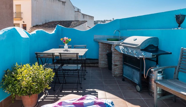 Holiday Home 'Luis' with Mountain View, Wi-Fi and Air Conditioning