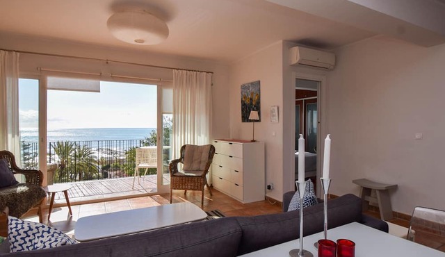 Ref: 263 Apartment with sea views on second line beach in Torreblanca