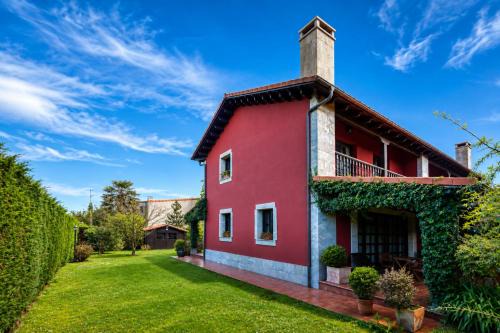 Villa en Llanes con jardín cerca playa - Castañín
