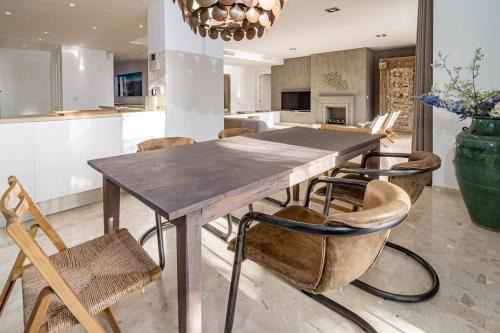 JDG7-Stunning holiday home 100 meters from beach
