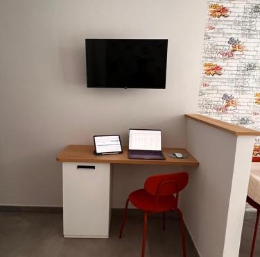 R4 Espacio ideal trabajo y descanso junto a Metro Madrid
