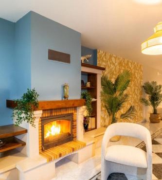 Villa Familiar l Piscina I Cine l Bbq l Sala de Juegos I 6min Segovia I 50min Madrid I 17 px