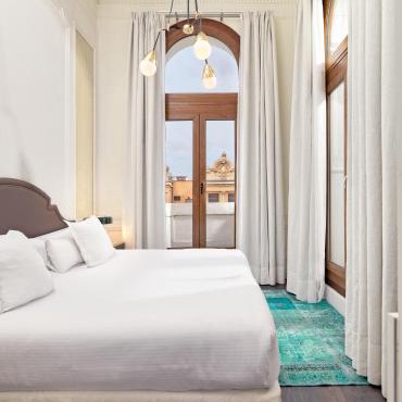 Boutique Hotel H10 Villa de la Reina