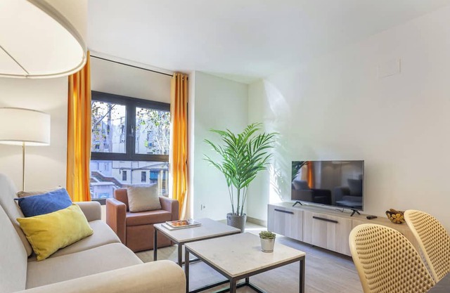 Antonio Lopez VII apartment in Madrid